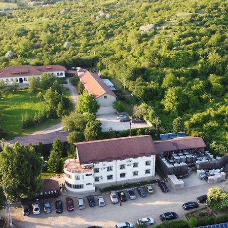 Hotel Casa Colinelor Urlati Esterno foto