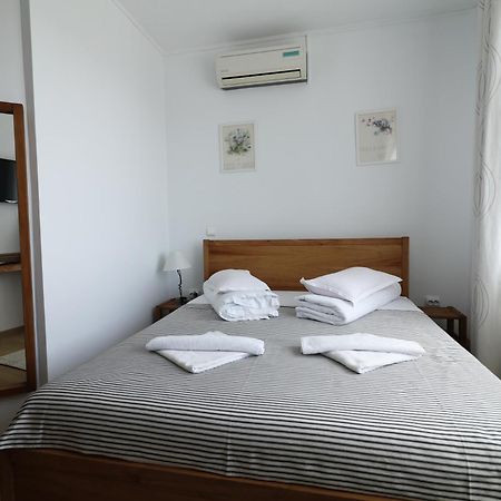 Hotel Casa Colinelor Urlati Esterno foto